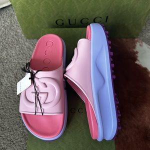 Brand New Gucci Sugar pink Soft Rubber Slides